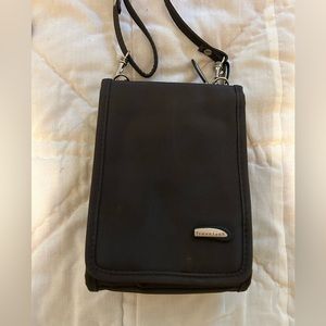 Travelon minimalist travel wallet with RFID blocking